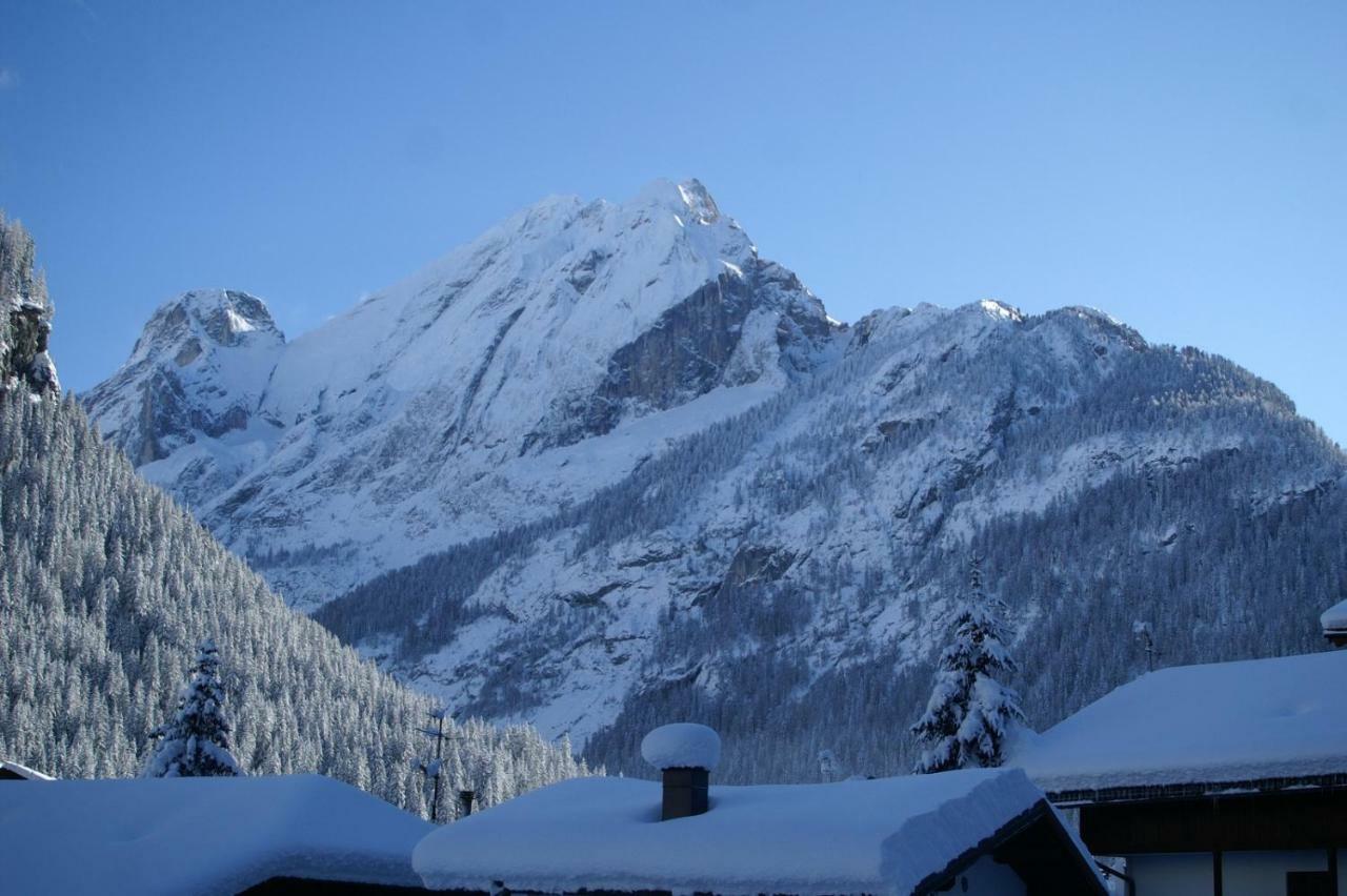 Des Alpes 2 Lejlighed Canazei Eksteriør billede